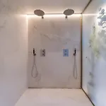 Arctic Apartment
